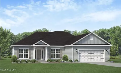 822 Hidden Bridge Dr, Jacksonville, NC 28546
