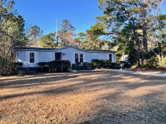 158 Champion Dr, Hampstead, NC 28443