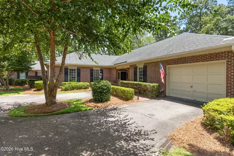 1904 Brewton Ct, Wilmington, NC 28403