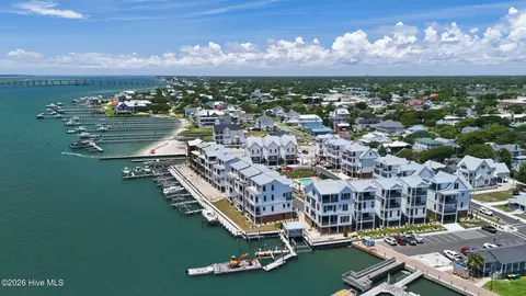 120 Bask St #19, Morehead City, NC 28557