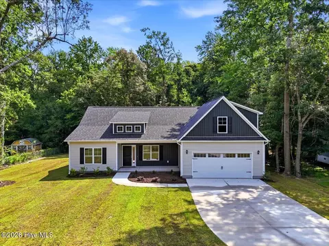 170 Middleton Pl, Sneads Ferry, NC 28460