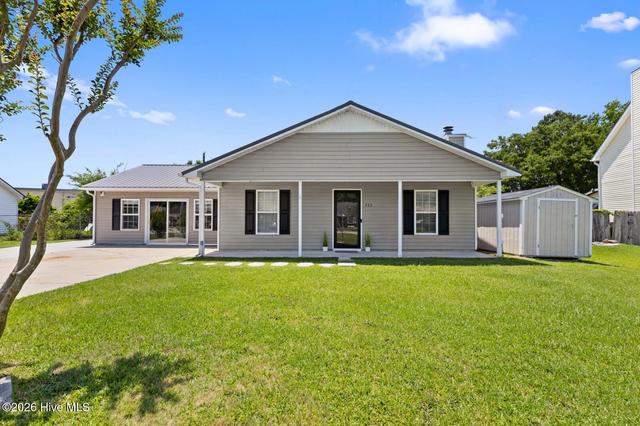 333 Little John Ln, Havelock, NC 28532