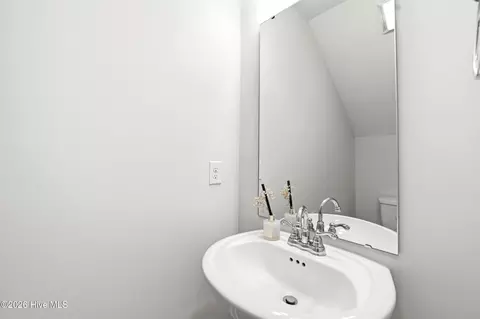 Bath - 55 N Dyer Dr, Hampstead, NC 28443 photo 1 of 4