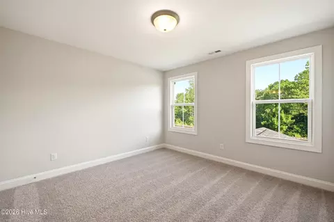 Bedroom - 55 N Dyer Dr, Hampstead, NC 28443 photo 6 of 14