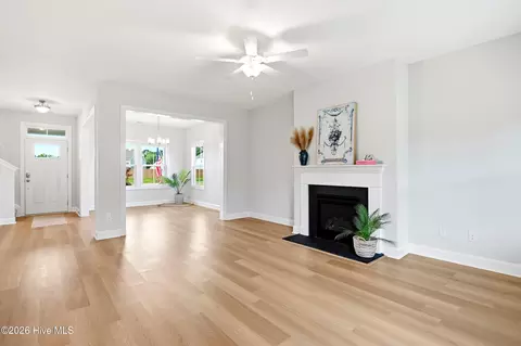Living - 55 N Dyer Dr, Hampstead, NC 28443 photo 2 of 4