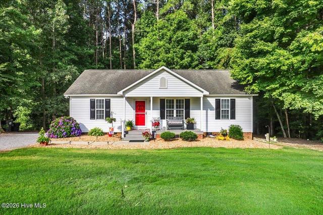 618 Lockwood Dr, Clayton, NC 27527