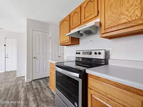 Kitchen - 409 Spring Dr, Jacksonville, NC 28540 photo 4 of 5