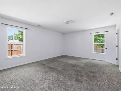 Bedroom - 409 Spring Dr, Jacksonville, NC 28540 photo 6 of 9