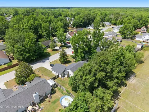 View/Area - 409 Spring Dr, Jacksonville, NC 28540 photo 9 of 11