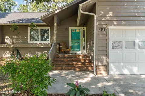 451 N Crestwood Dr, Wilmington, NC 28405
