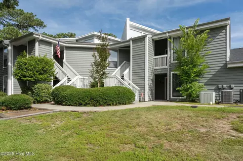 732 Azalea Dr #413, Hampstead, NC 28443 photo 1
