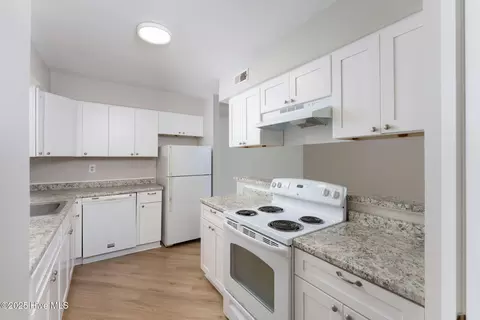 732 Azalea Dr #413, Hampstead, NC 28443 photo 20