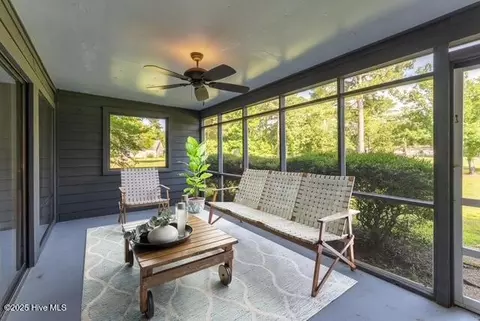 732 Azalea Dr #413, Hampstead, NC 28443 photo 9