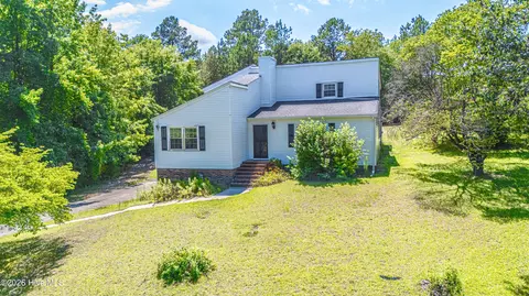 118 Pirate Ln, Rockingham, NC 28379