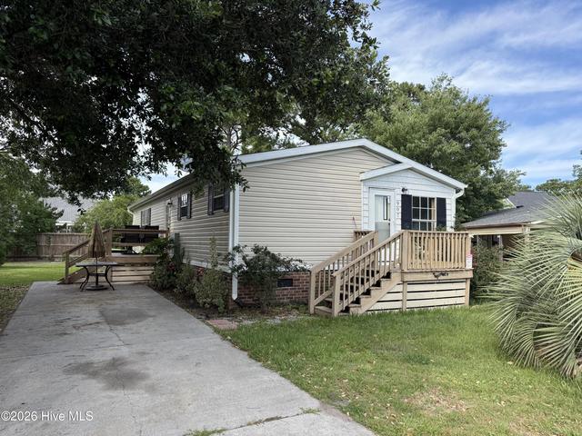 907 Kontiki Ct, Hampstead, NC 28443