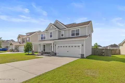 113 Saw Grass Dr, Maple Hill, NC 28454