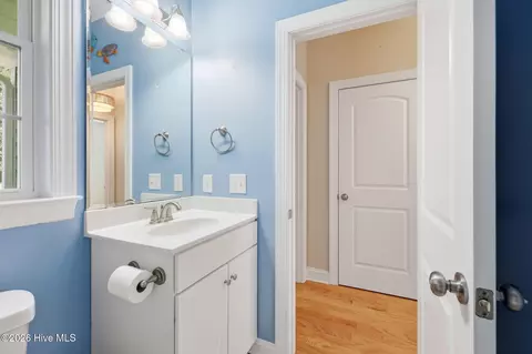Bath - 317 Doral Dr, Hampstead, NC 28443 photo 4 of 5
