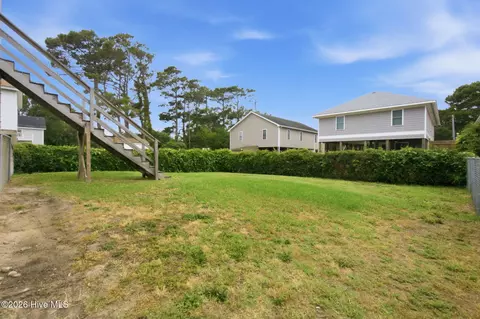 Exterior - 504 Suffolk St, Kill Devil Hills, NC 27948 photo 7 of 12