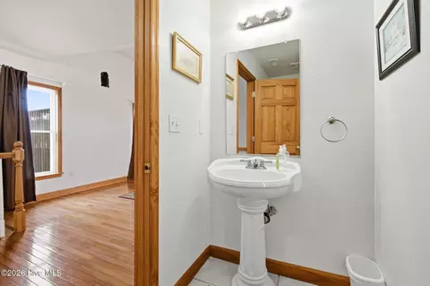 Entry Way - 504 Suffolk St, Kill Devil Hills, NC 27948 photo 2 of 3