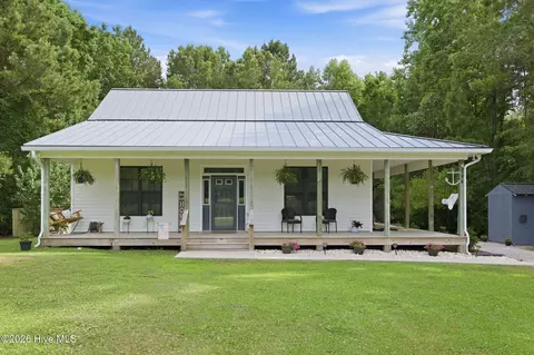 184 Sheppard Cruse Dr, Newport, NC 28570