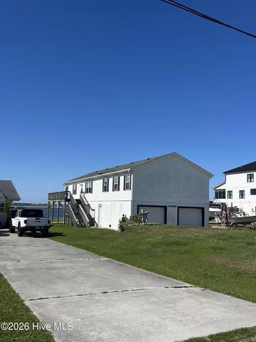 159 Salty Shores Point Dr, Newport, NC 28570