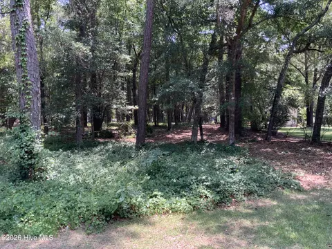 709 Lakeside Dr SE, Bolivia, NC 28422