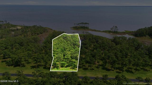 143 River Watch Rd, Oriental, NC 28571