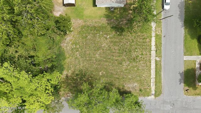 410 Latham St, Greenville, NC 27834