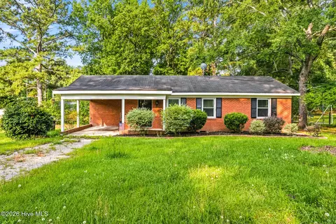 1003 Rainwater Ln, Rockingham, NC 28379