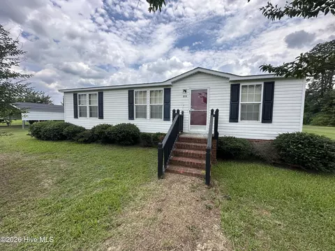 113 Carlyle Askew Dr, Ahoskie, NC 27910