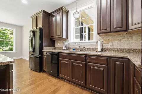 Kitchen - 101 Will Ct, Harbinger, NC 27941 photo 1 of 3