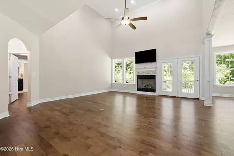 Living - 101 Will Ct, Harbinger, NC 27941 photo 7 of 7