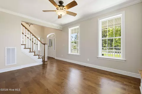 Living - 101 Will Ct, Harbinger, NC 27941 photo 3 of 7