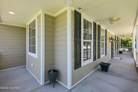 Exterior - 101 Will Ct, Harbinger, NC 27941 photo 4 of 9
