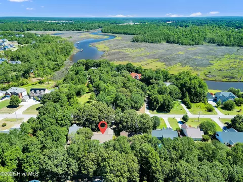 219 E Ivybridge Dr, Hubert, NC 28539 photo 3