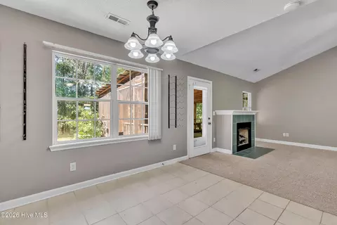 219 E Ivybridge Dr, Hubert, NC 28539 photo 12