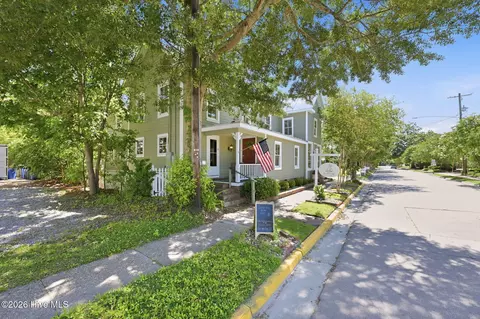 508 Church St, Oriental, NC 28571