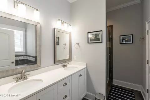 Bath - 530 Windermere St, Evans, GA 30809 photo 2 of 10