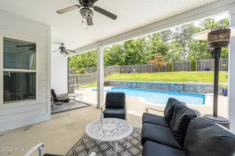 Exterior - 530 Windermere St, Evans, GA 30809 photo 6 of 9