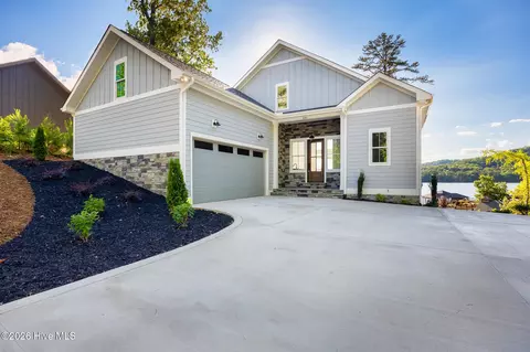 200 Ridge Dr, Troy, NC 27371