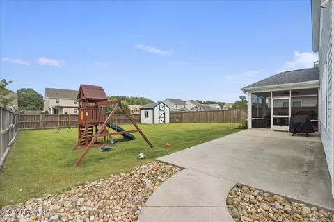 504 Aurora Pl, Hampstead, NC 28443 photo 9