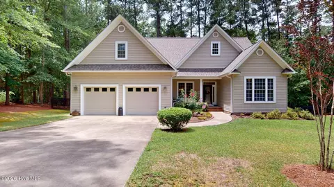30140 Sandstone Ln, Wagram, NC 28396