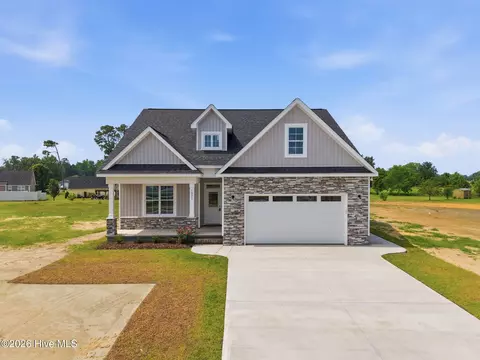 1921 Kimball Dr, Greenville, NC 27834