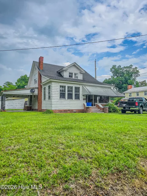 712 W Grubb St, Hertford, NC 27944