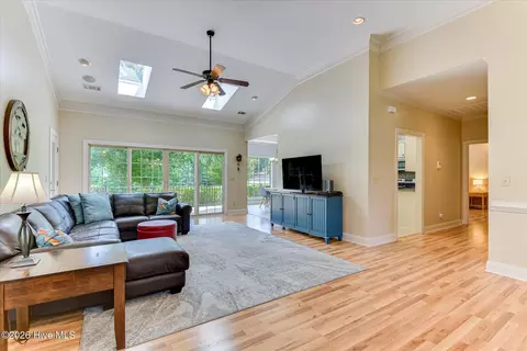 Living - 309 Katie Ln, Mccormick, SC 29835 photo 1 of 2