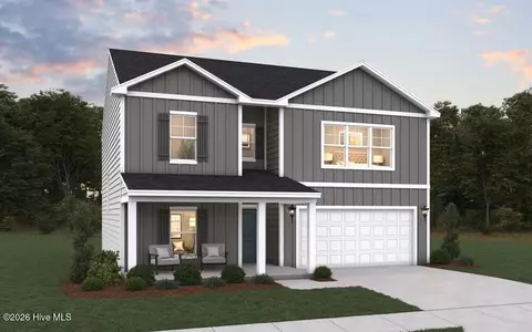 150 N Squires Run Ln, Jacksonville, NC 28546