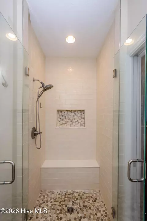 Bath - 4121 Fox Brush Dr, Evans, GA 30809 photo 3 of 7