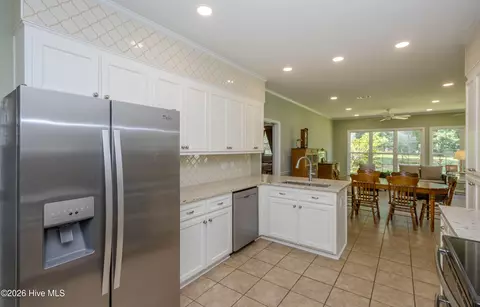 Kitchen - 4121 Fox Brush Dr, Evans, GA 30809 photo 7 of 8