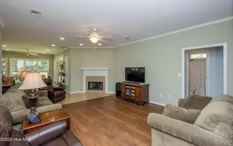 Living - 4121 Fox Brush Dr, Evans, GA 30809 photo 3 of 5