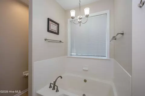 Bath - 4121 Fox Brush Dr, Evans, GA 30809 photo 5 of 7